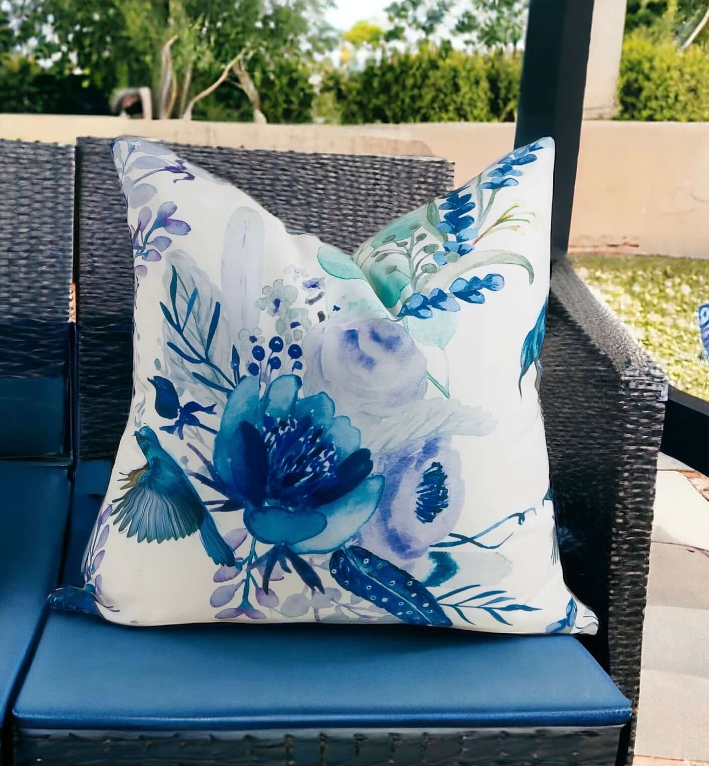 Floral Indoor/Outdoor Pillow Cover