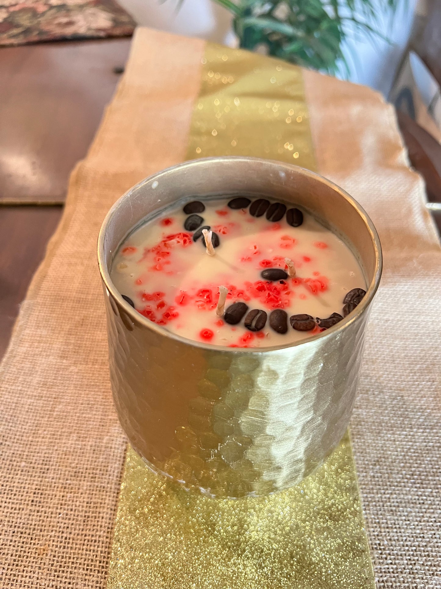 Gold Jumbo Soy Candle in Peppermint Mocha
